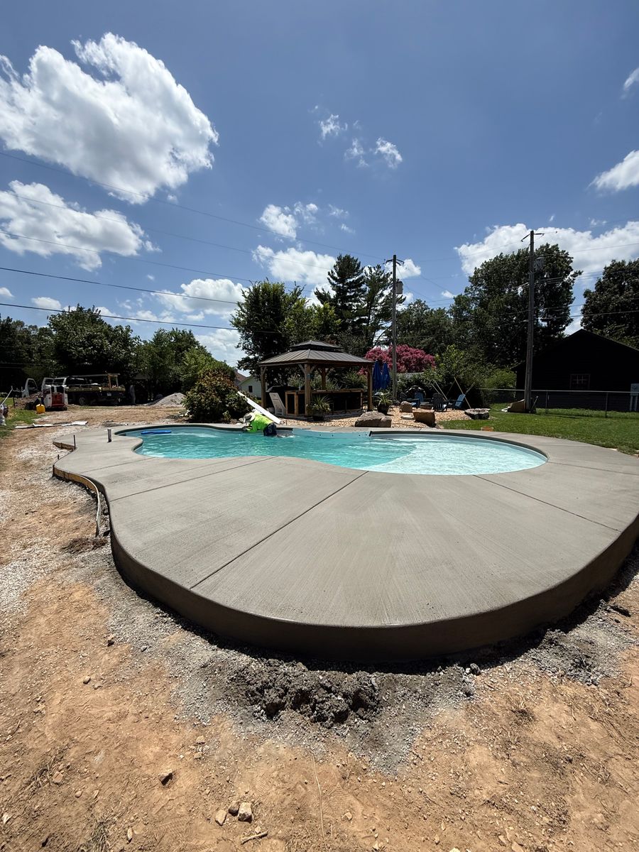 Pool Decks for Modern Concrete LLC in Lowell, AR