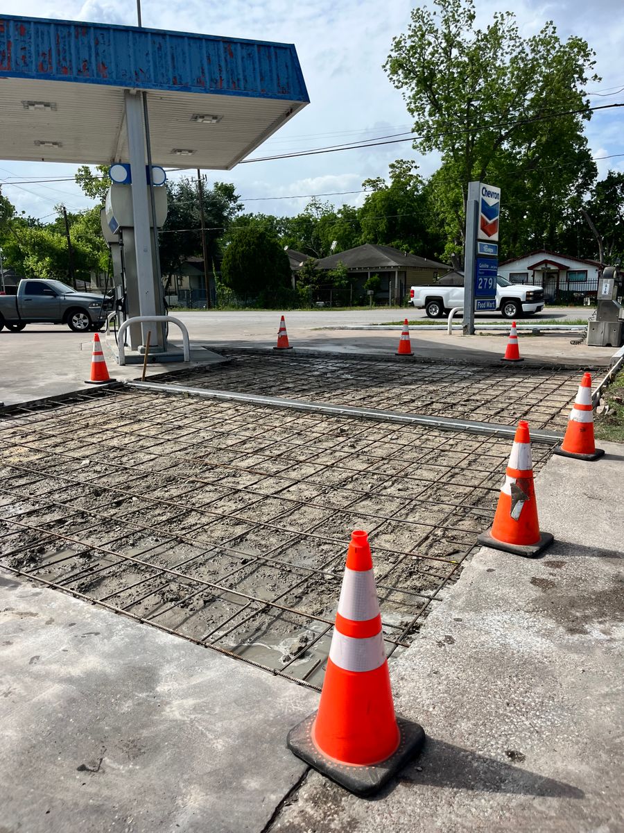 Driveways for BigTex Concrete Construction in Houston, TX