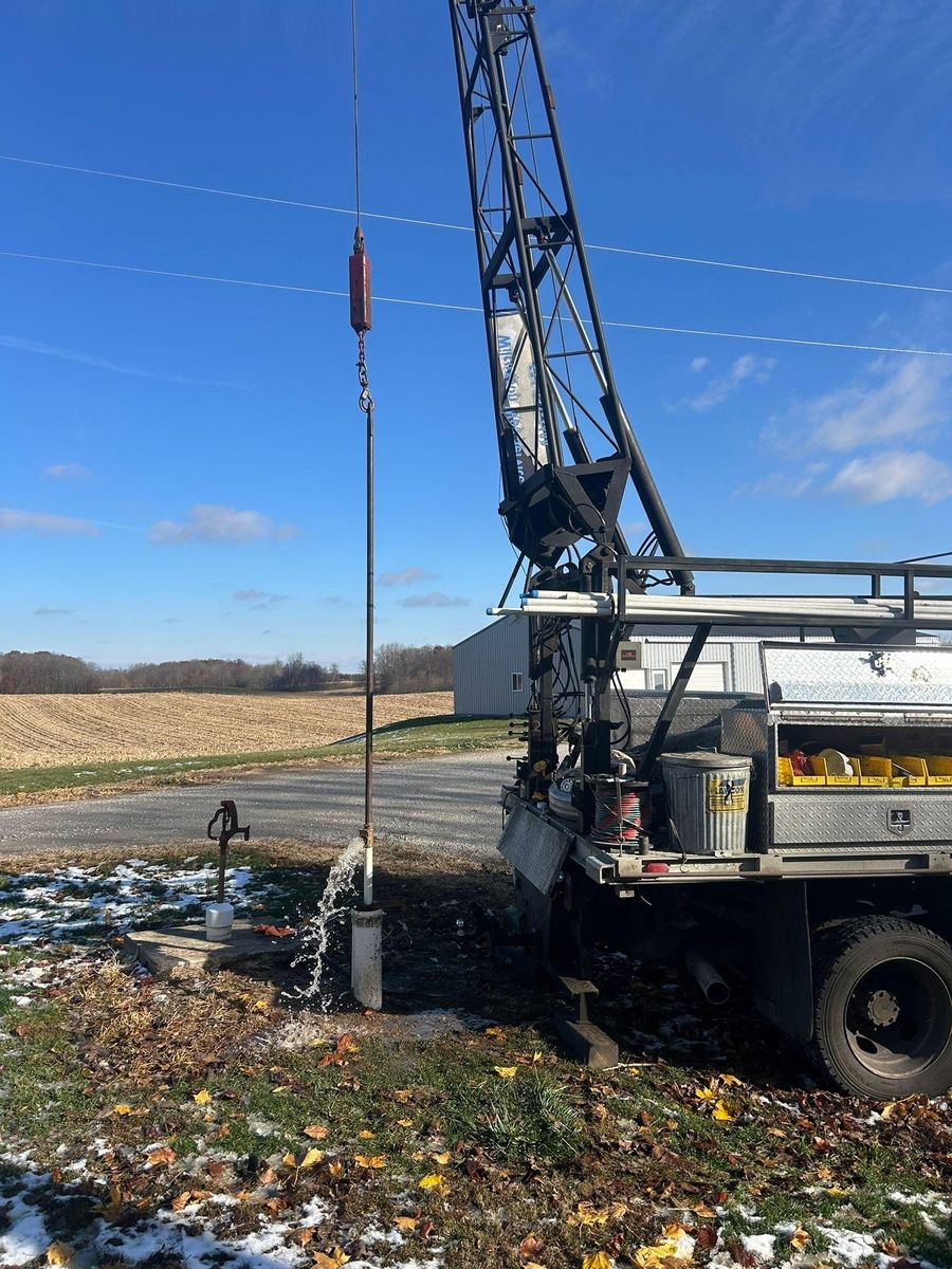 Debris Removal for Mike Wilcoxson Excavating & Well Drilling in Pierceton,  IN