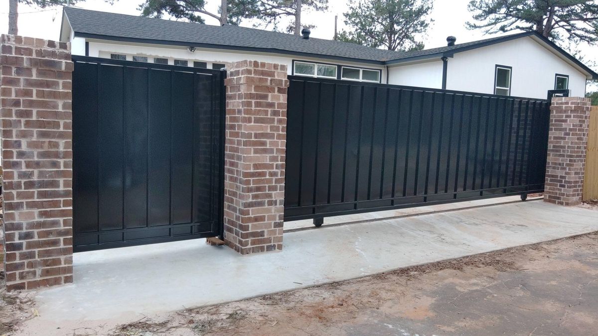 Fence Installation for G.I. Fence & Metal Work in Gilmer, TX