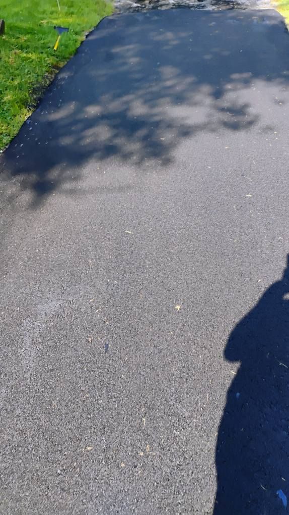 Asphalt Driveway Installation for Bishop Asphalt Sealcoating in Marceline, MO