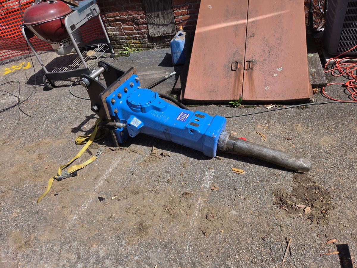 Hammer service for MJS Excavating in Hardwick, MA