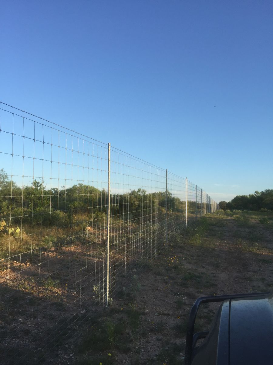 High-Game Fencing for 5-7 Fencing & Construction in Madisonville, TX