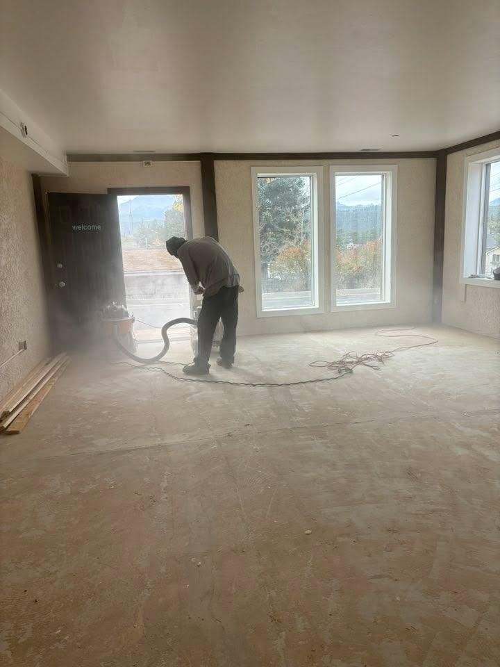 Carpentry for Screw Loose Construction in Colorado Springs, CO