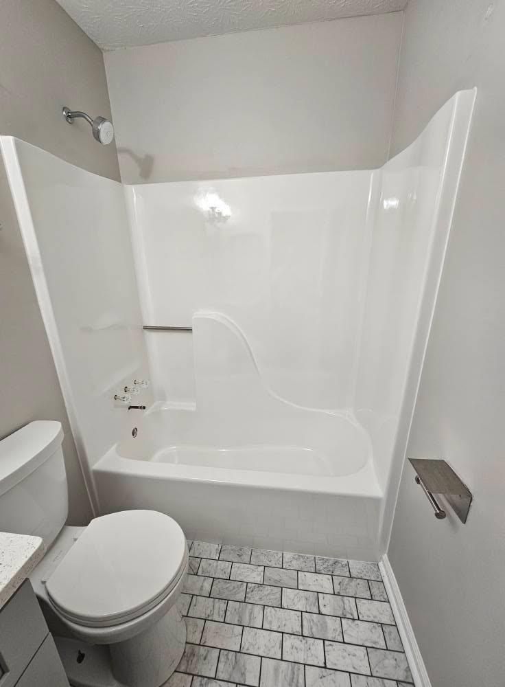 Fiberglass Repairs for Tub Life Resurfacing in Adairsville, GA