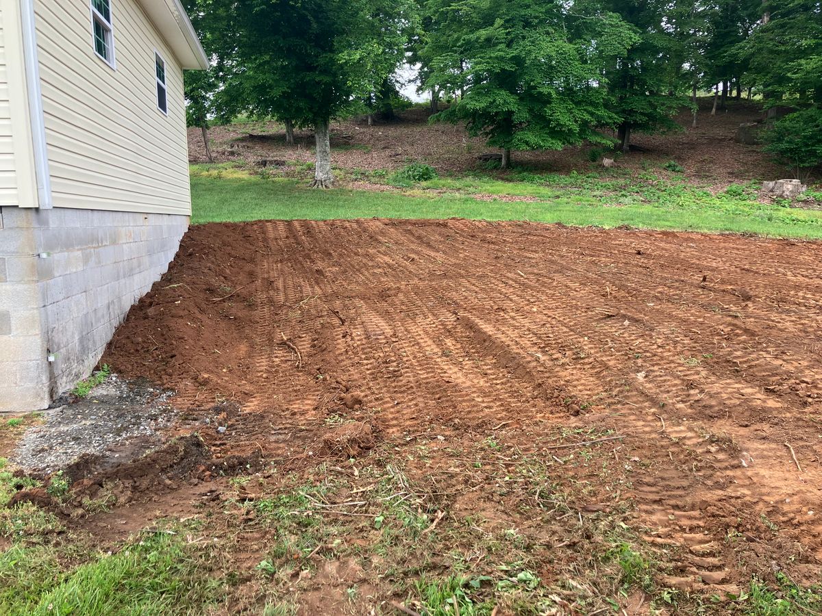 Leveling for Genesis Landworks in Bluff City, TN