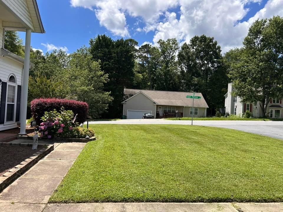 Mowing for Land Legends Landscapes LLC in Kings Mountain, NC