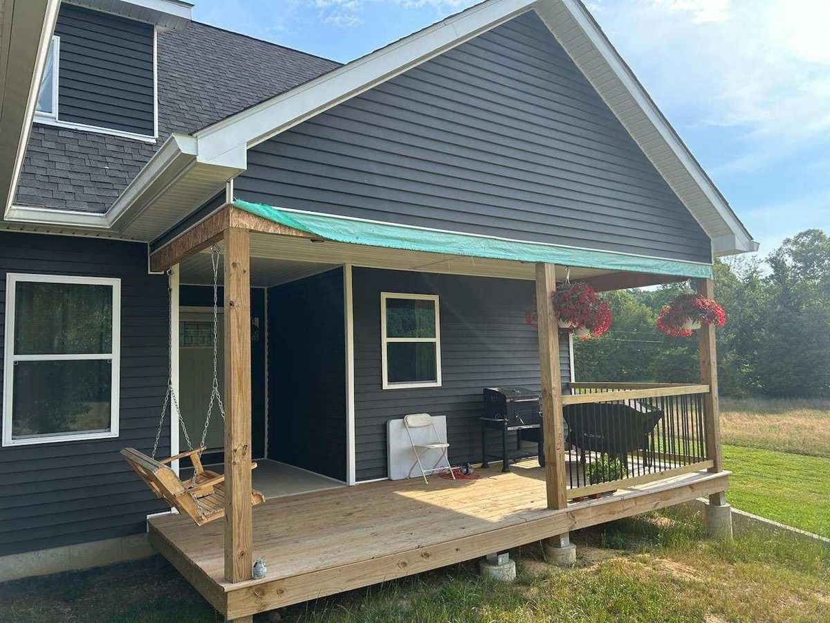 Deck & Patio Installation for GT Builders in Henryville, IN