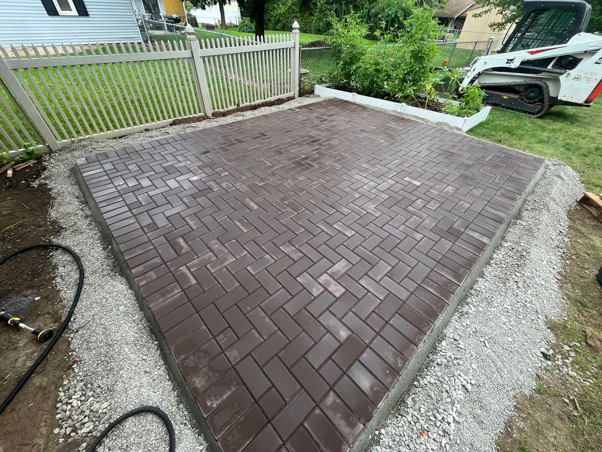 Hardscaping for T.N.T Lawn Care, LLC in Wolcottville, IN