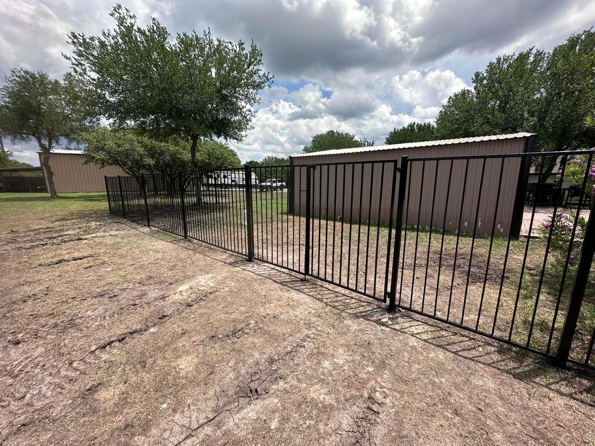 Fencing for Bookout Contract Services in Saginaw, TX