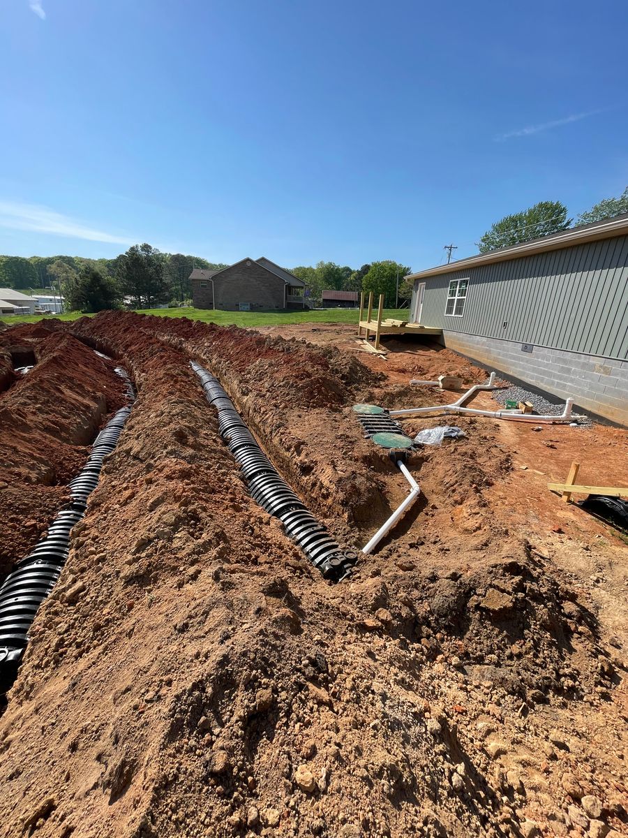 Septic Services for Strange Excavating & Utilities in Lenoir City, TN