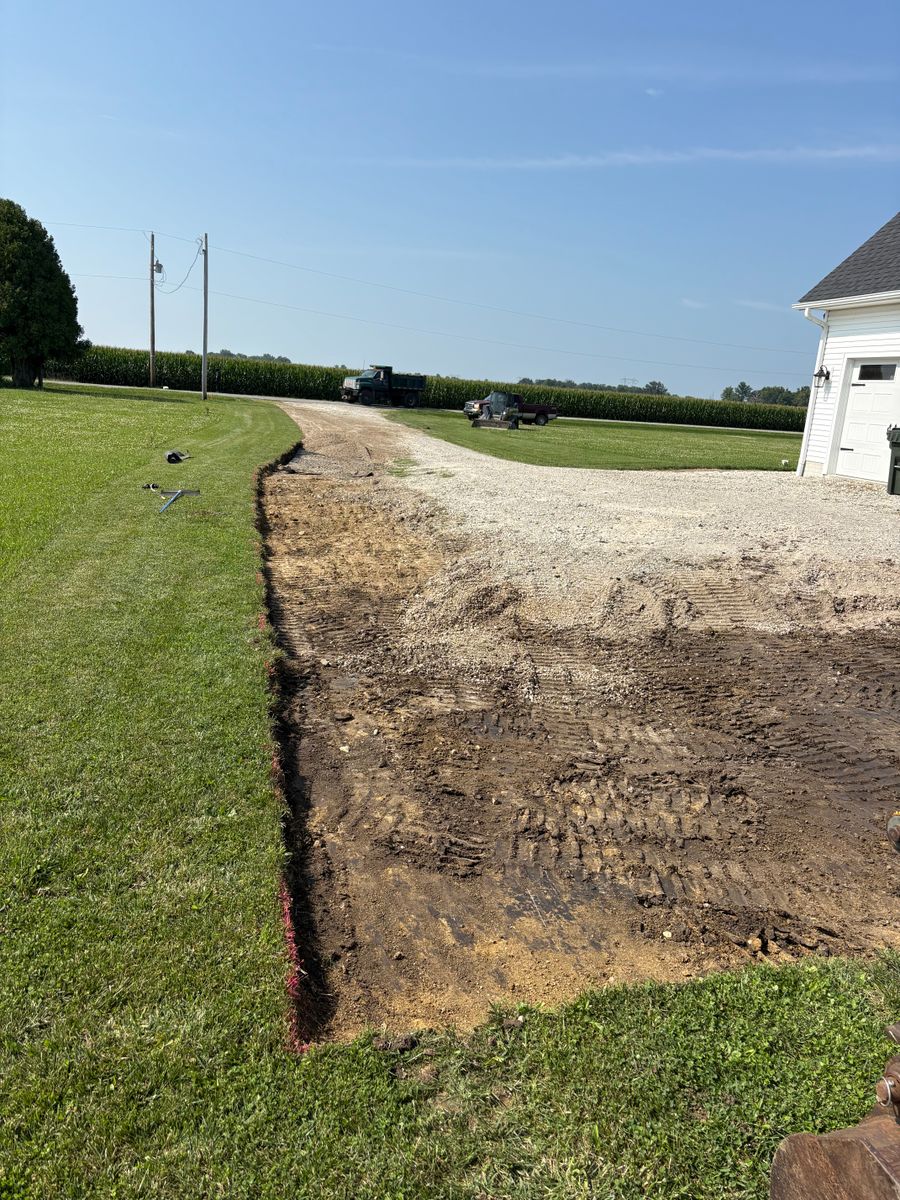 Excavation for E&J Land Services in Marysville, OH