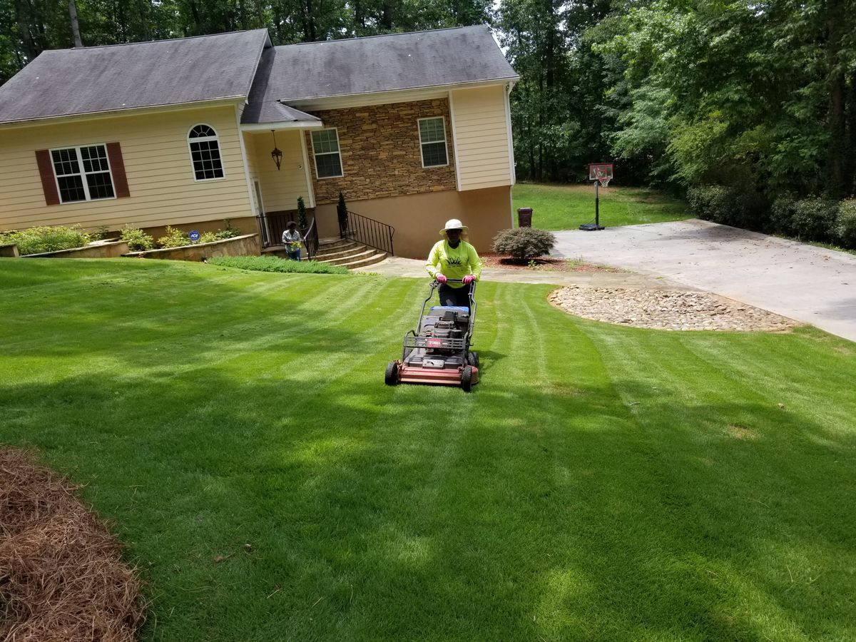 Lawn Service for New Beginning Landscape & Remodel LLC in Atlanta, GA