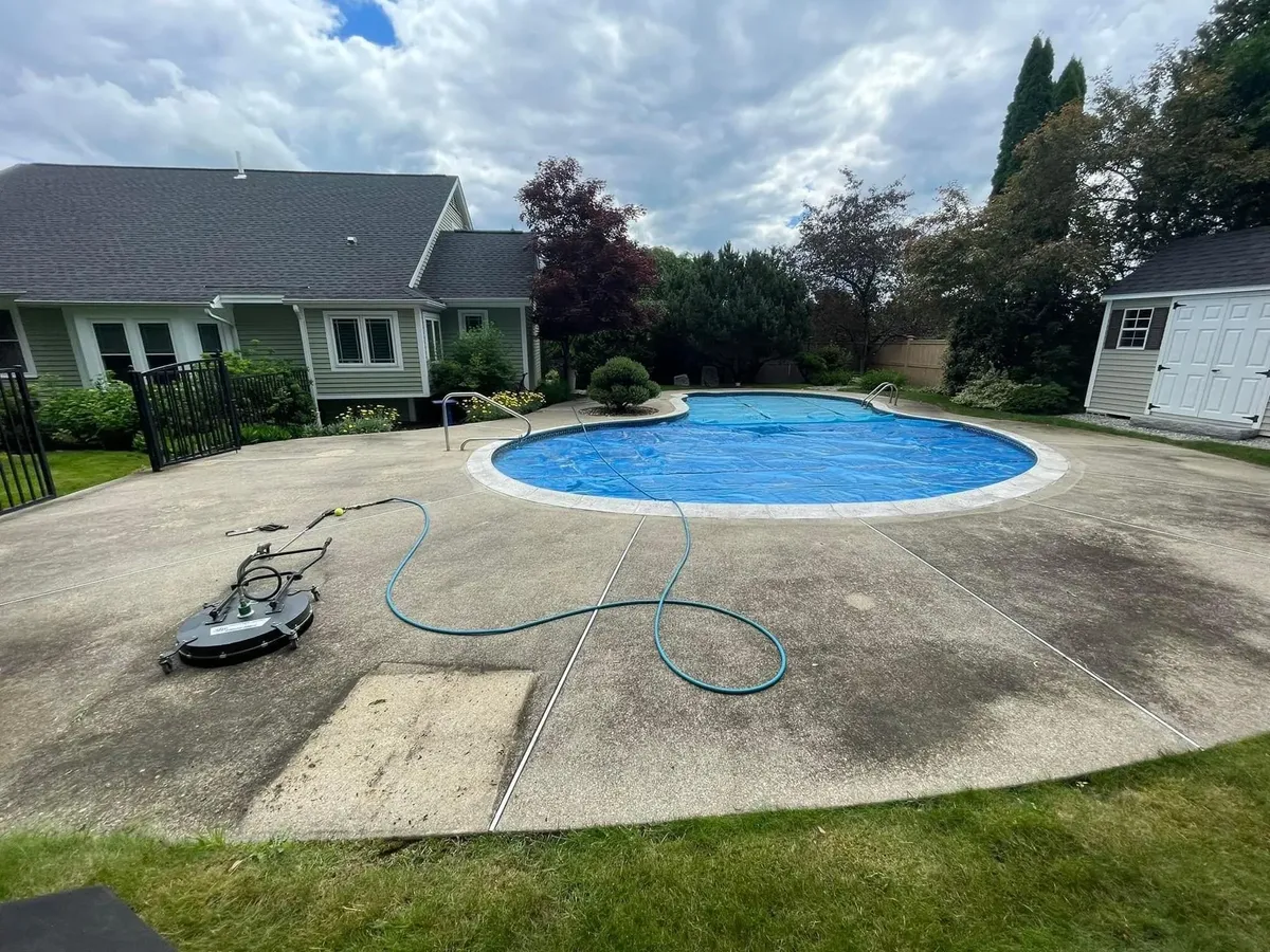 Pool & Patio Enclosure Wash for Patriotic Pressure Washing & Paver Sealing in Green Cove Springs, FL