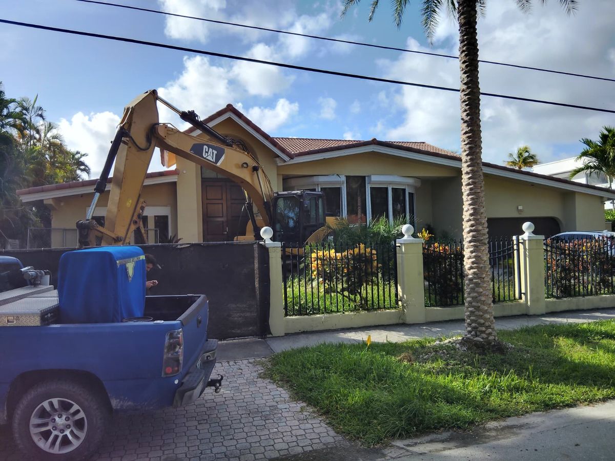 Concrete & Structural Removal for Regional Land Construction in Miami, FL