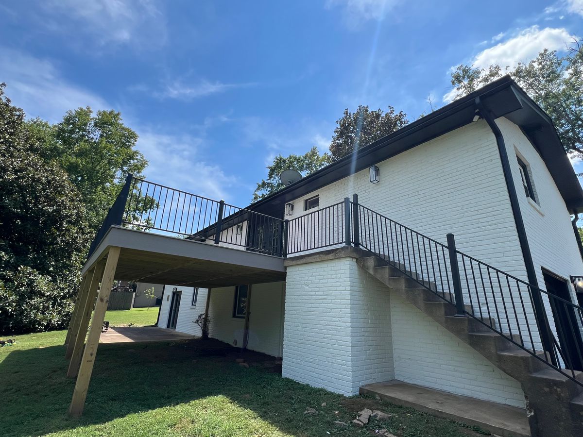 Staining for Elite Painting LLC in Nashville, TN