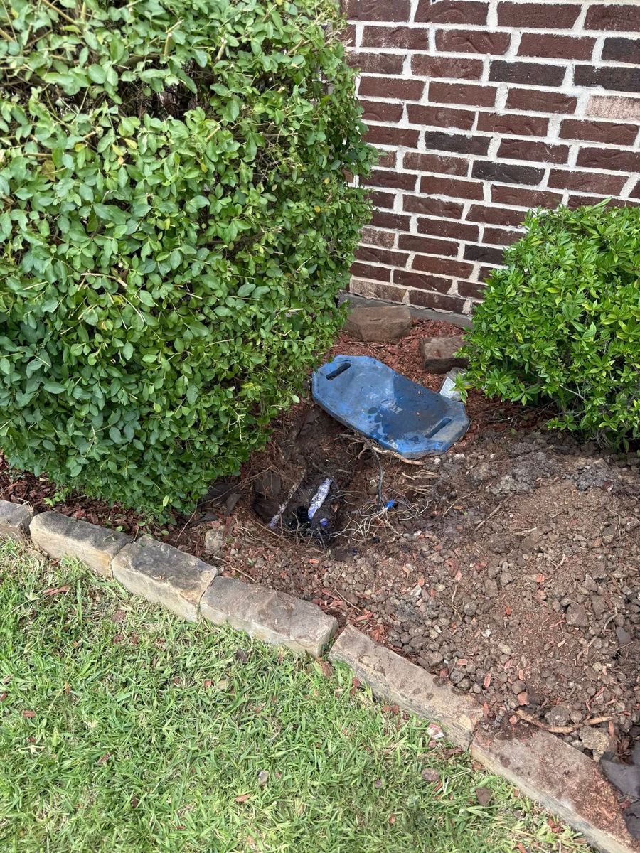 Mulching for Fortune Lawn Care in Terrell, TX