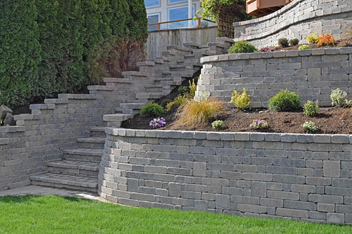 Retaining Wall Construction for Affordable Lawns and Trees in Oklahoma City, OK