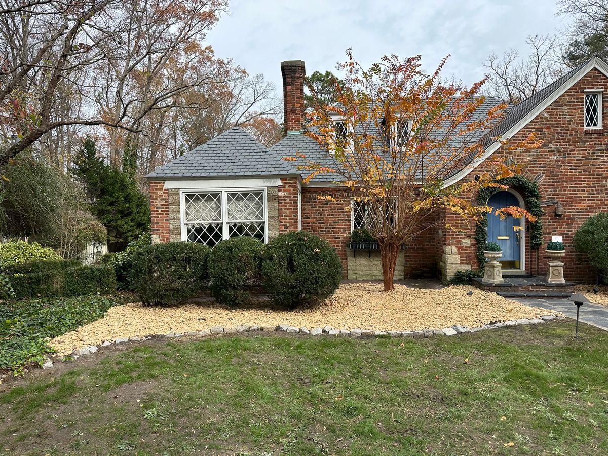 Shrub and tree Trimming for Atlas Home Services in Mechanicsville, VA