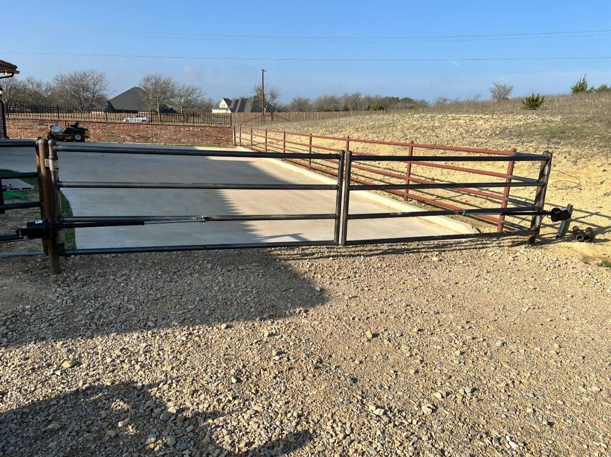 Gates for JG Welding & Construction Services in Weatherford, TX