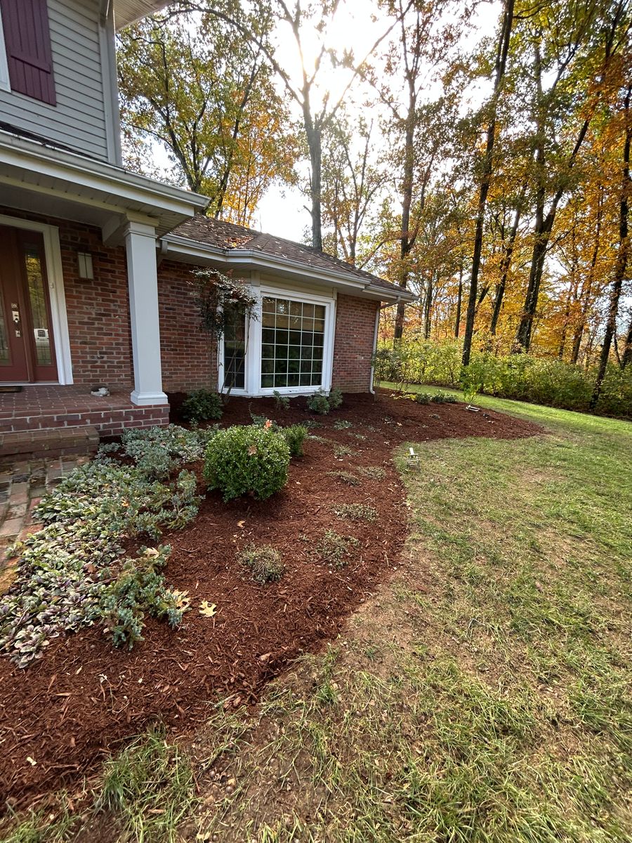 Mulch Installation for Optimum Tree Service And Landscaping in Bowling Green, KY