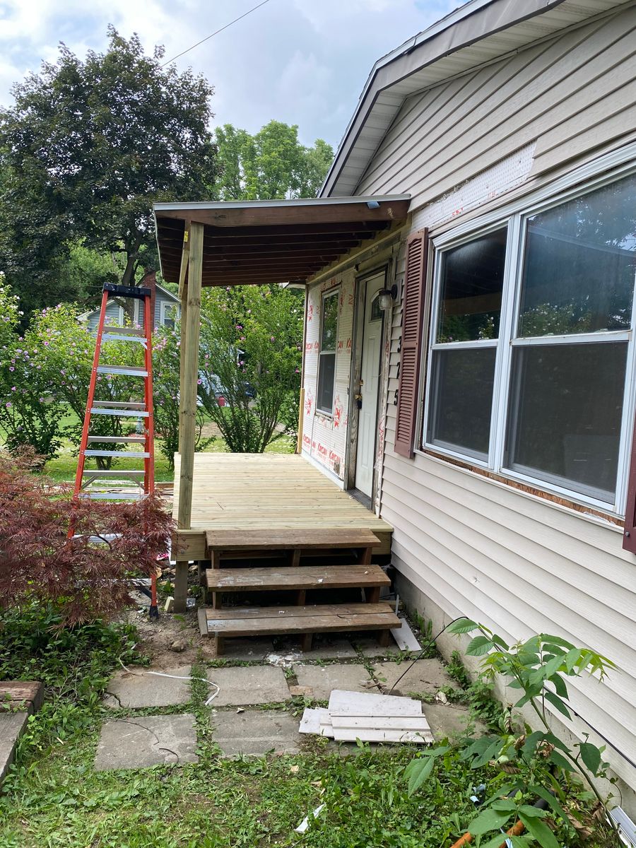 Deck & Patio Installation for Fixin’ Hixson’ in Medina, OH