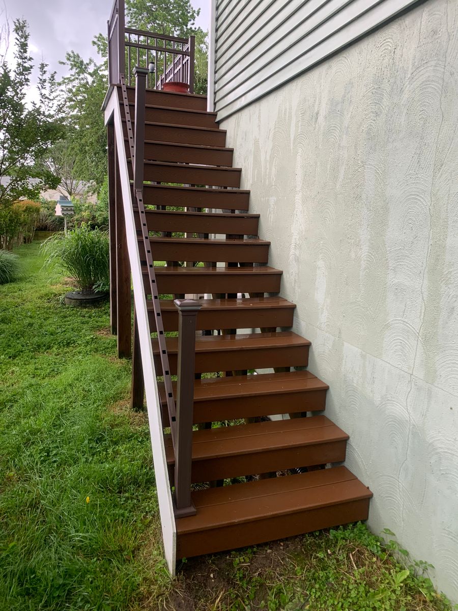 Deck and Fence Restoration for Calvert Clean Up, Pressure Washing & Hauling LLC in Pasadena, MD