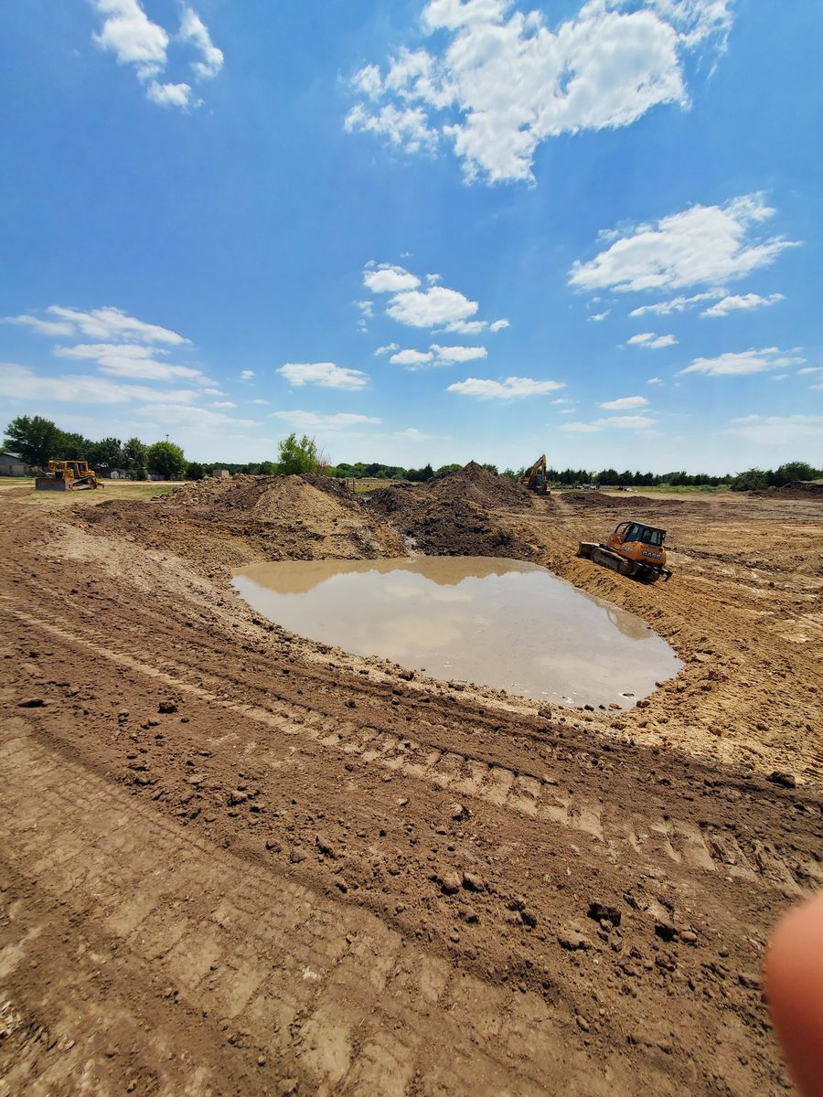 Ponds for Honey Do Dirt Works in Bonham, TX