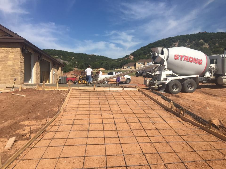 Concrete Driveway Installation for Ramos Masonry & Concrete Construction LLC in Clyde, TX