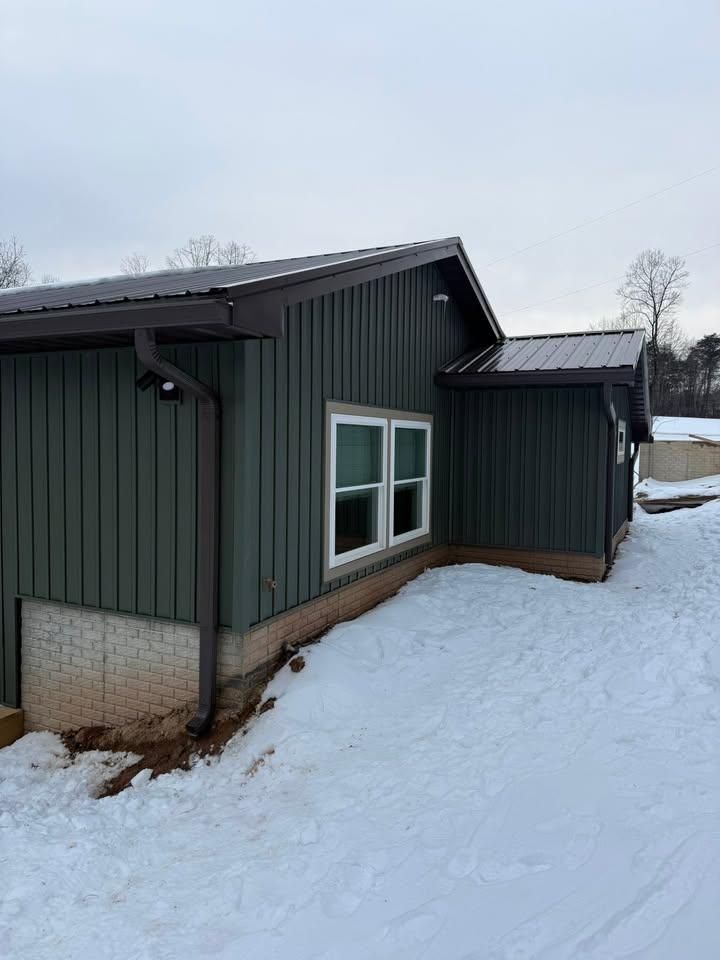 Seamless Gutter Installation for Top Hand Roofing and Gutter in Pomeroy, OH