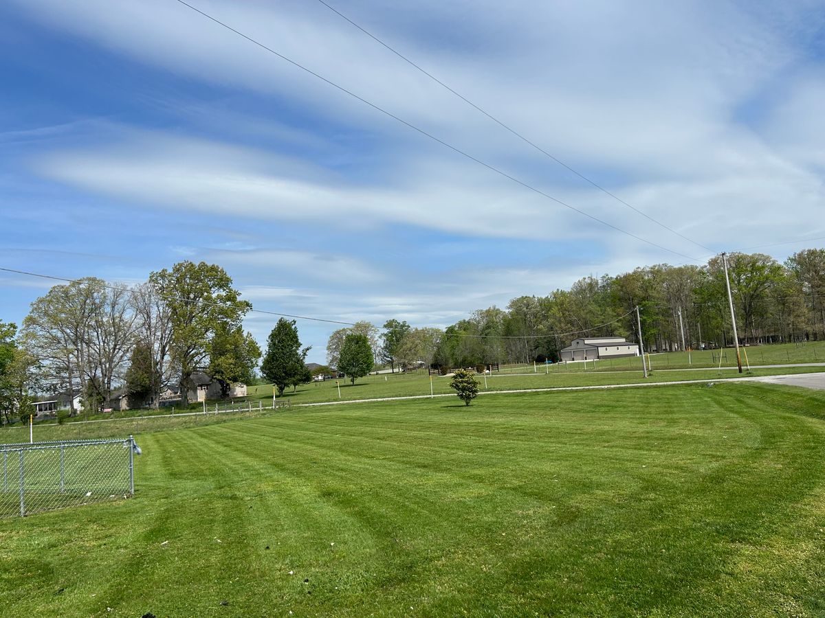 Lawn Maintenance for Garcia Lawn Service & Landscaping in Lafayette, TN
