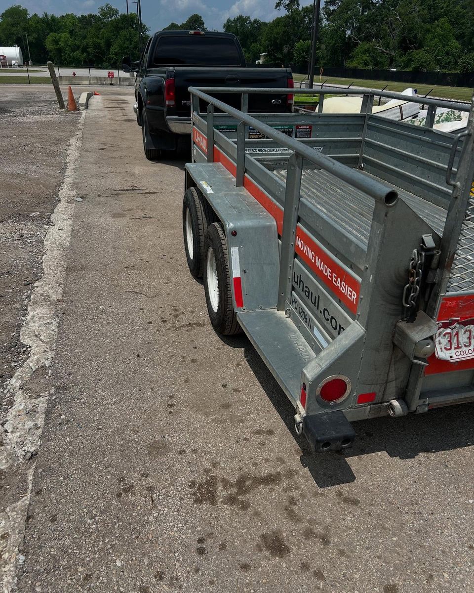 Local Moving for Man Made Hustlers in Houston, TX