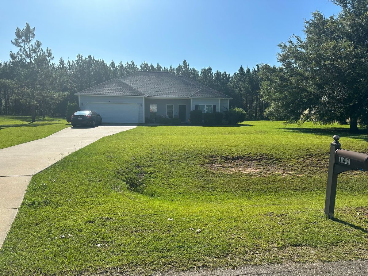Lawn Care and Maintenance for Miracle Works Landscaping in Albany, GA
