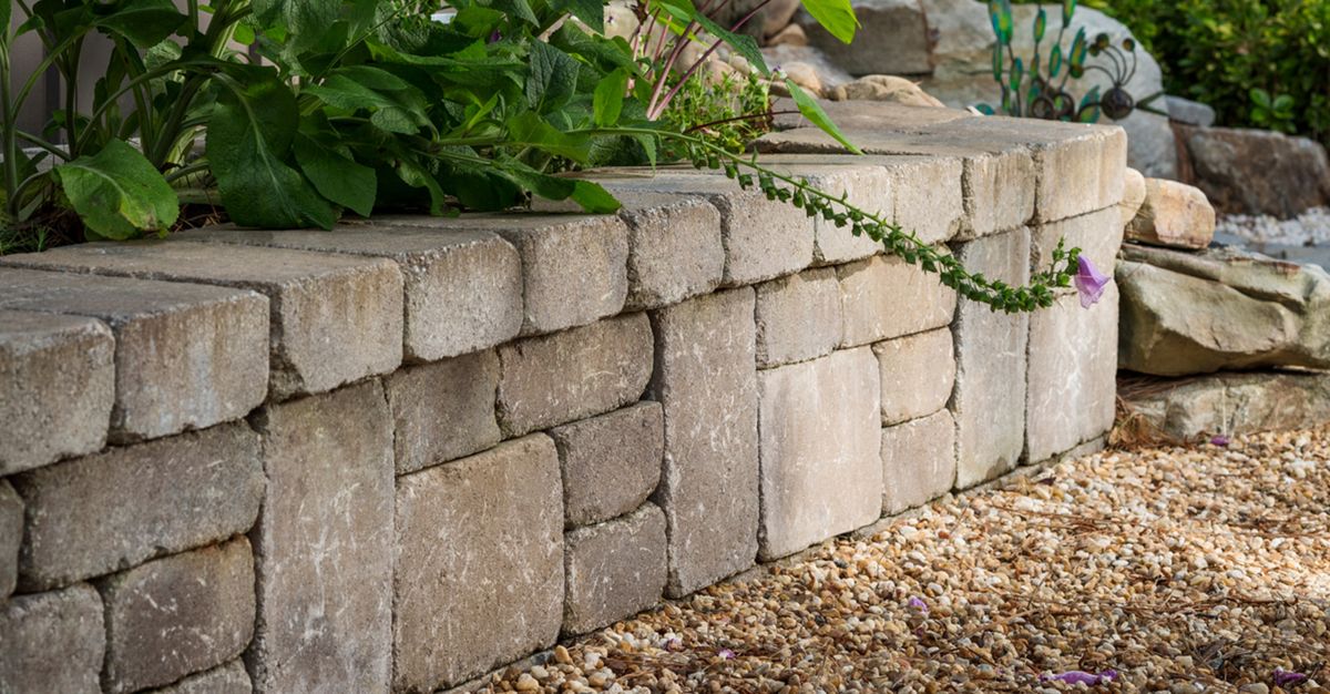 Retaining Wall & Paver Pilar Design & Construction for Humphries Hardscape - Pavers and Landscaping in Wyandotte, MI