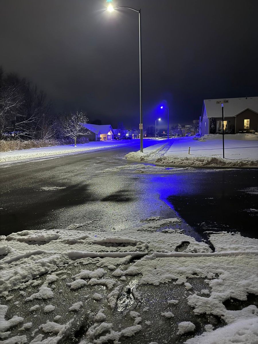 Property Maintenance for Elite Lawn Care Solutions in Basehor, KS