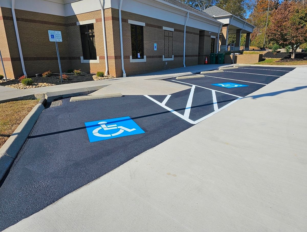 Sealcoating for Stripe A Lot in Knoxville, TN
