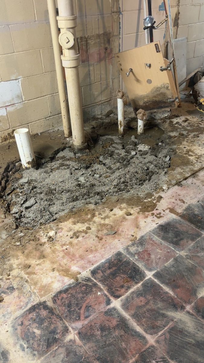 Drywall Repair And Restoration for R&C Construction/Lawn Care Services in Bertrand, MO