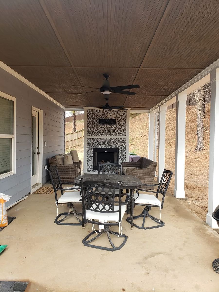 Carpentry for Castaneda Home Services  in Gainesville, GA