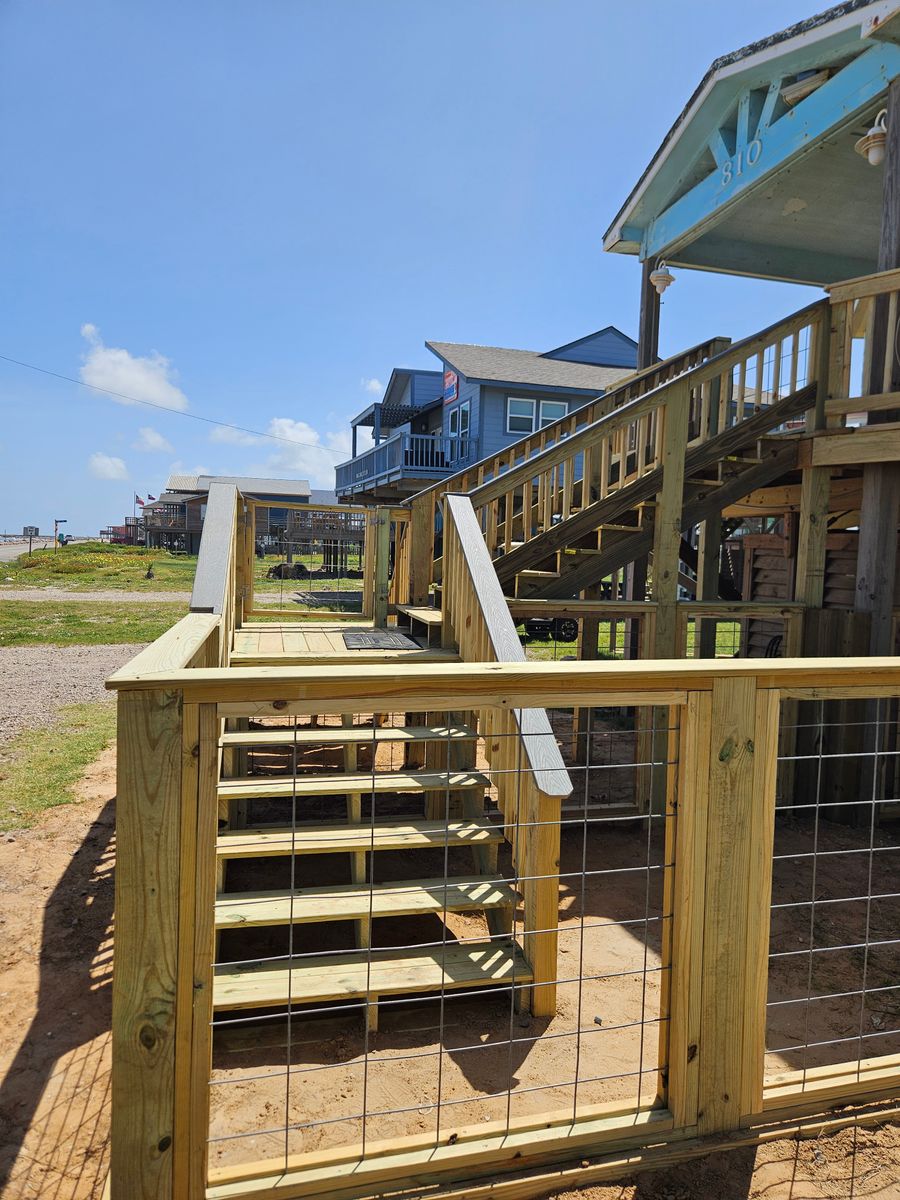Deck and Patio Construction for Summers Construction in 77541, TX