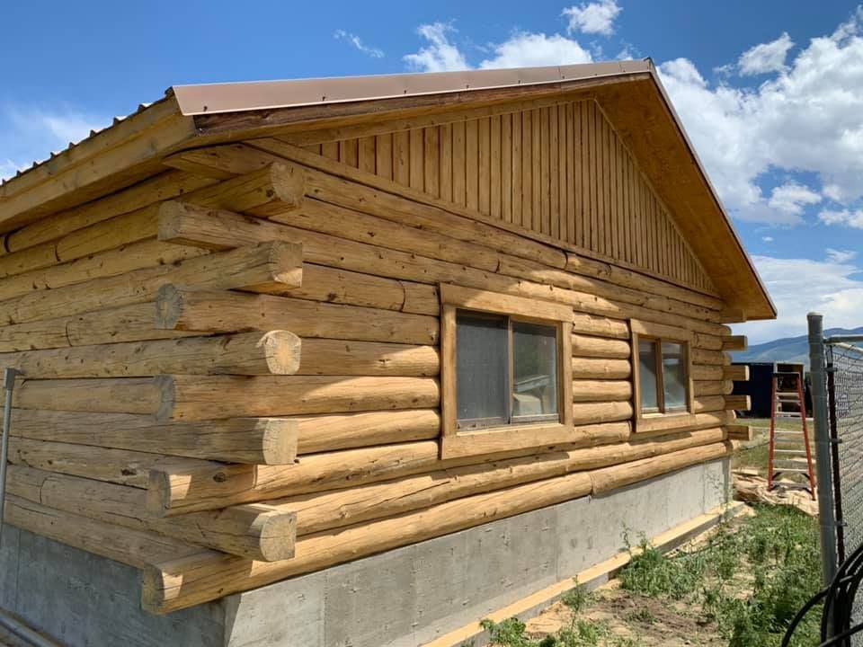 Staining for True Blue Logworks LLC in Corvallis, MT