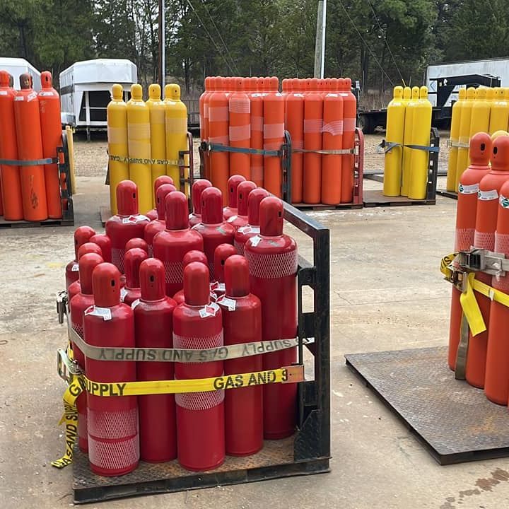 Gases for 4 States Welding Supply & Equipment in New Boston,  TX