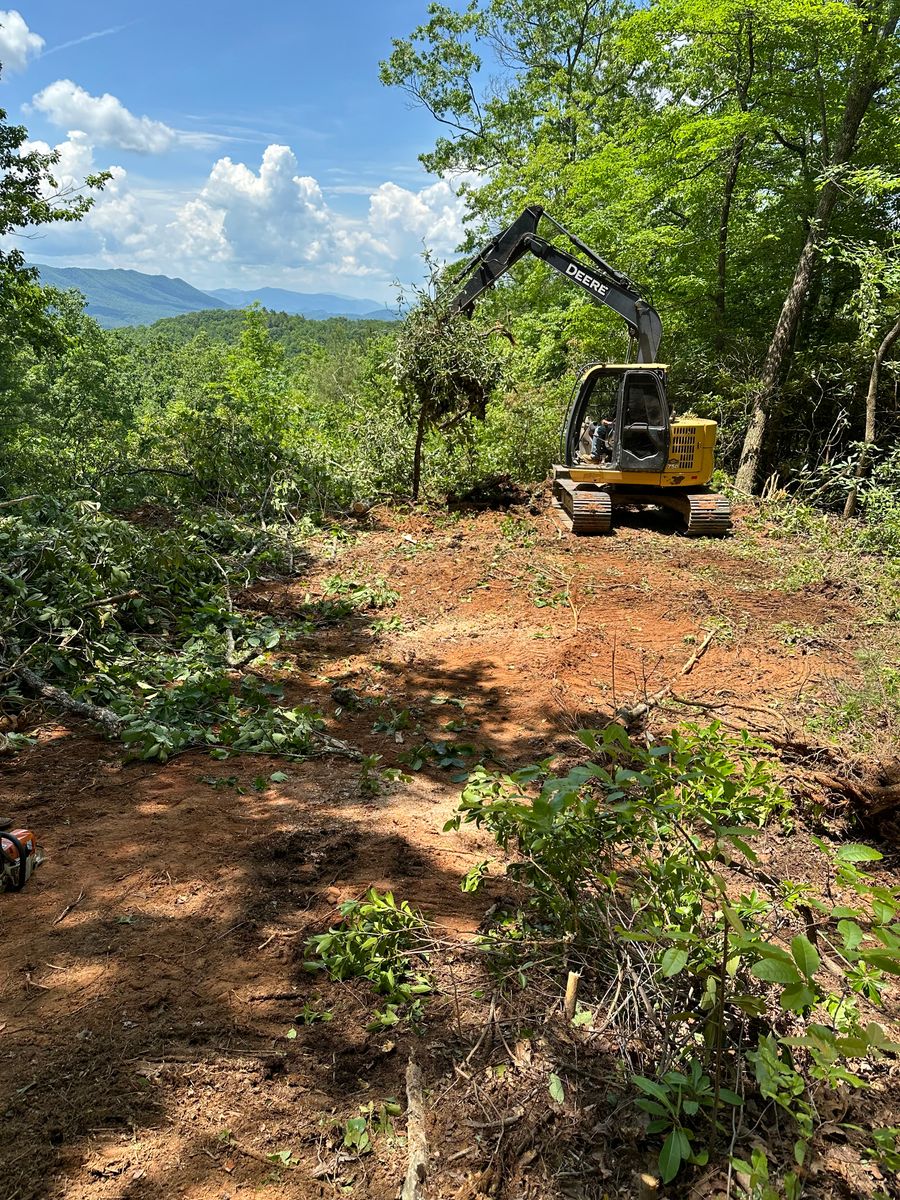 Land Clearing for Trophy Ridge Grading & Hauling in Mountain City, TN