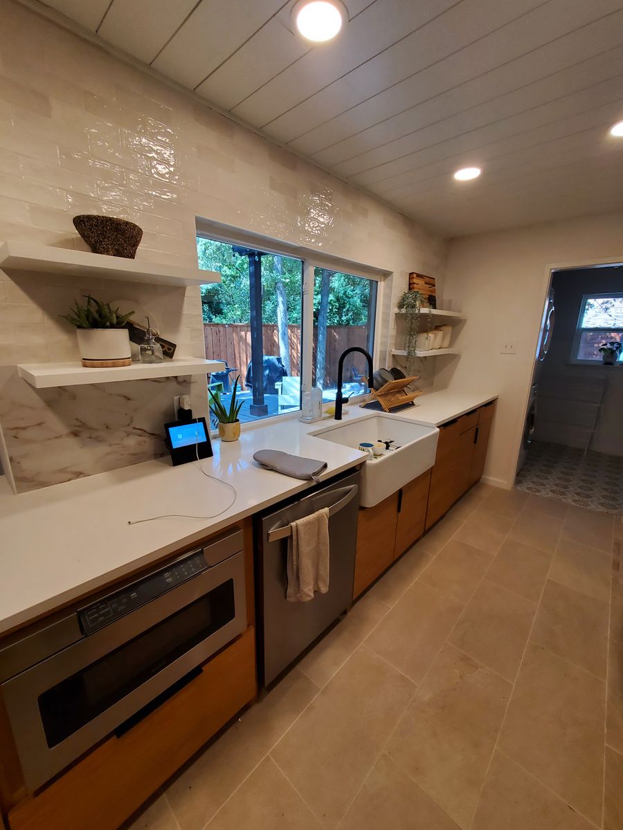 Tiling for Dilosa Home Services in Dallas, TX