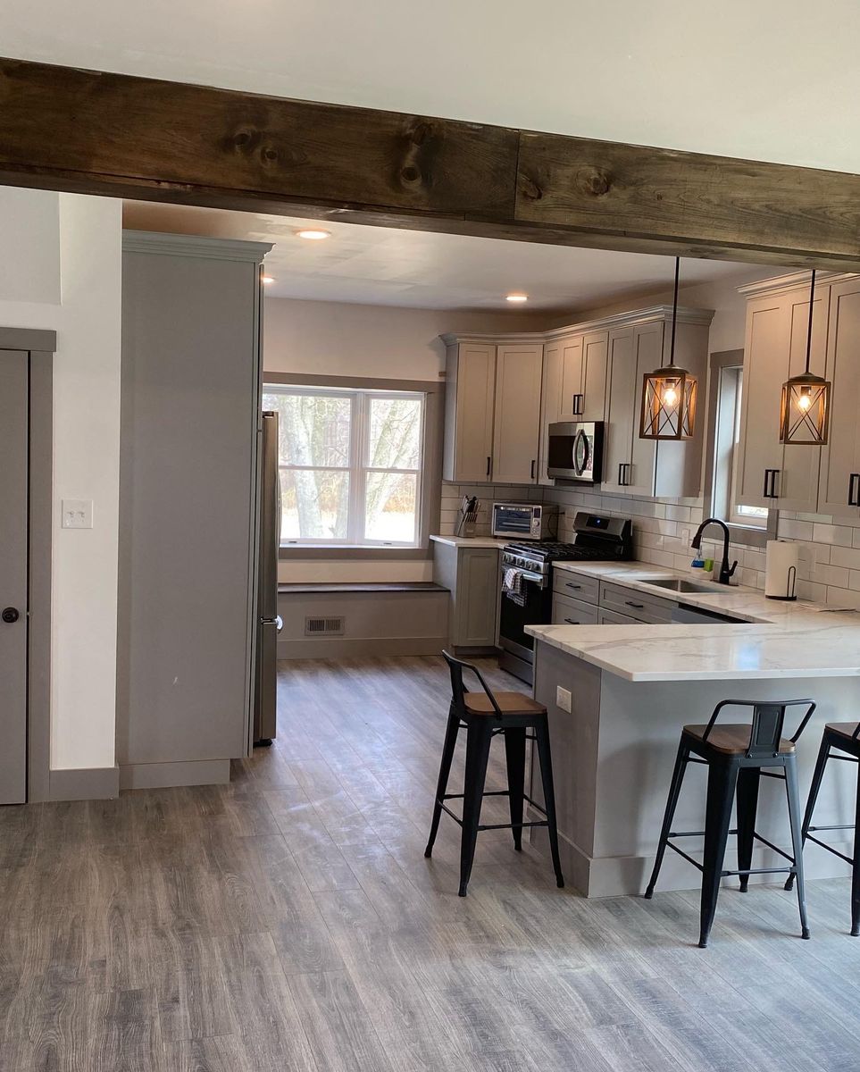 Flooring for Eachus Enterprises LLC in Lebanon, IN