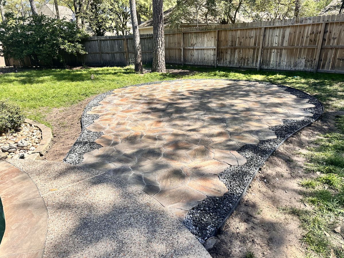 Hardscaping for Atlas Land Design in Creekside Park, TX