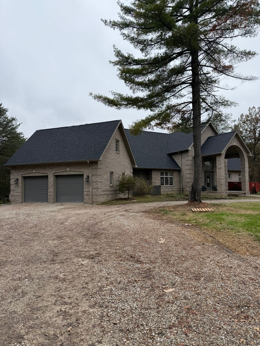 Residential Roofing for Miller & Kemp Contracting in Bloomfield, IN