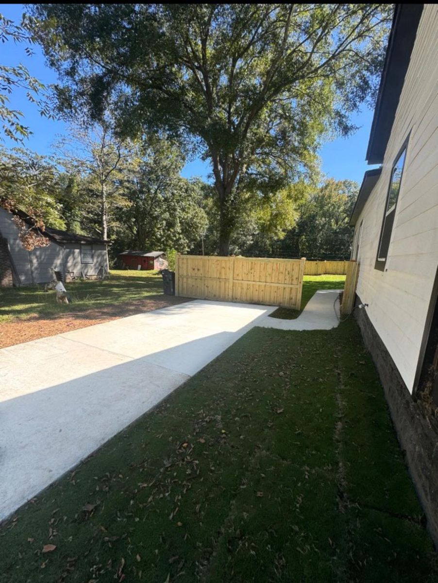 Fencing for E&T Outdoor Pros in LaGrange, GA