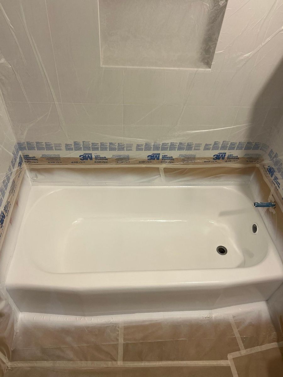 Shower Pan Reglazing for Affordable N.Y.C Bathtub Reglazing  in New York, NY
