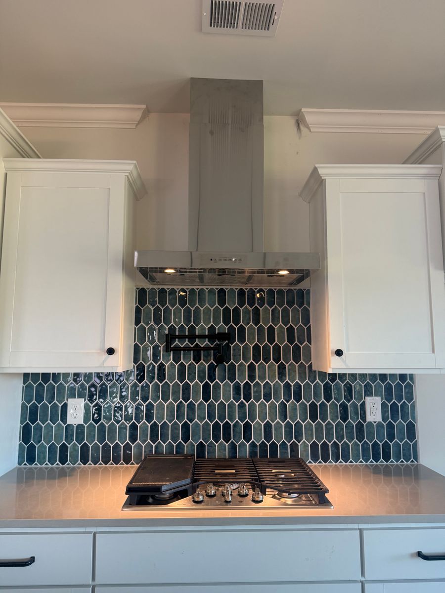 Kitchen Backsplash Tiling for Dr J Flooring Llc in Greenville, South Carolina