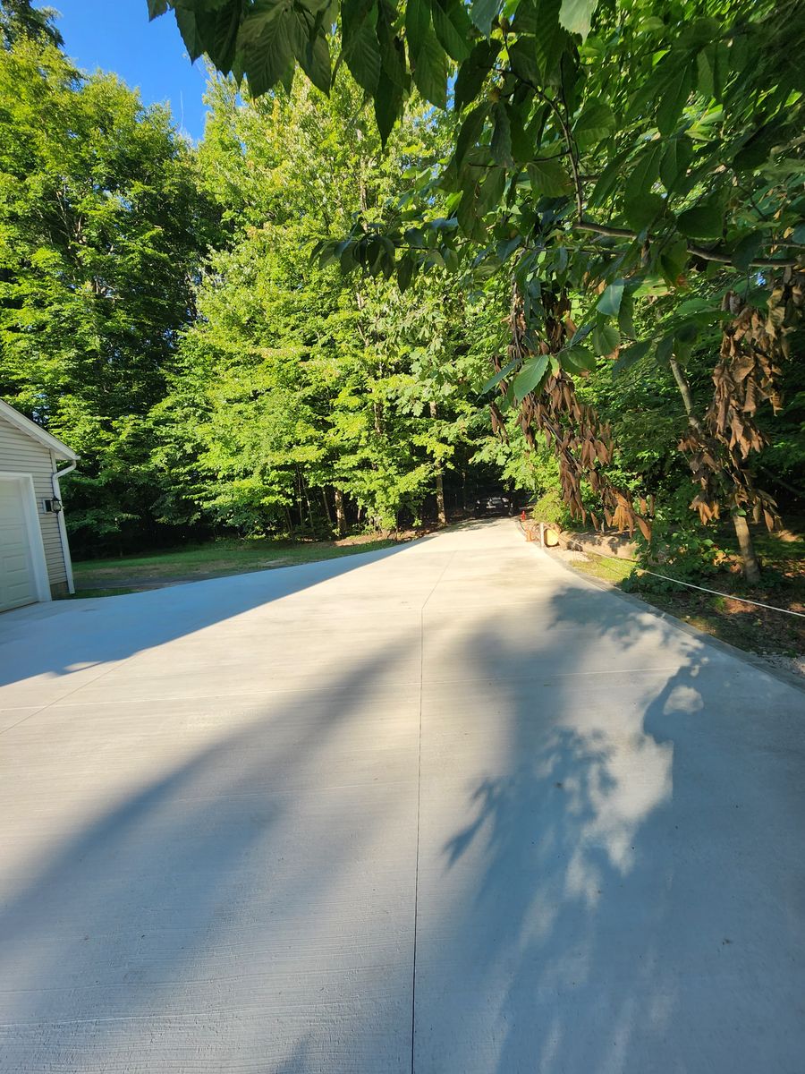 Concrete Driveways for New Edge Concrete in Mount Vernon, OH